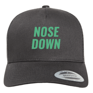 Keps: Nose Down – Flexfit Retro Trucker (välj färg)